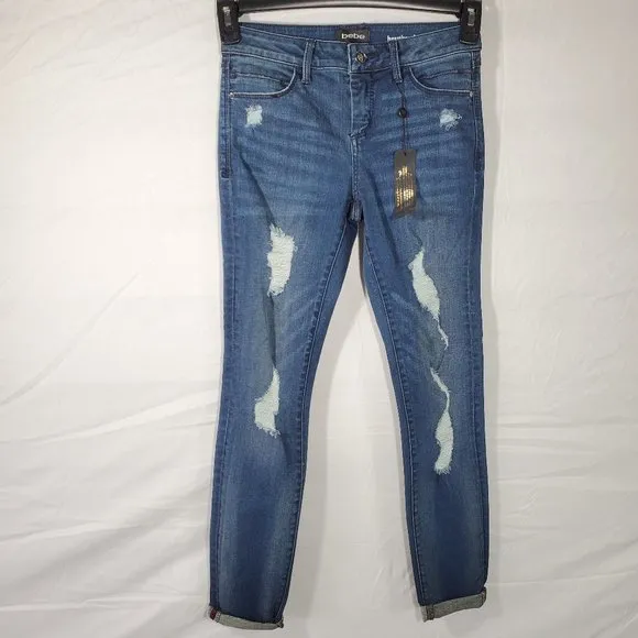 ☆ NWT BEBE Heartbreaker Skinny rolled hem Distressed jeans Sz 26
          
      NWT