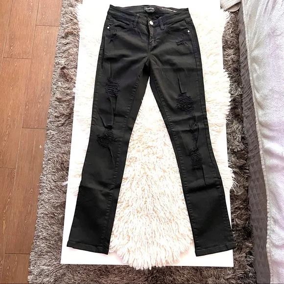 Bebe Heartbreaker Skinny Jeans, stretchy & soft!👖🛍️