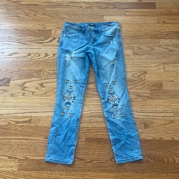 Bebe embellished stylish jeans Size 26