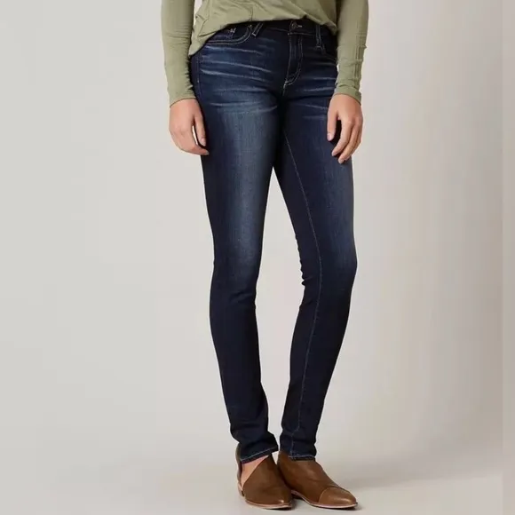 Big Star Vintage Dark Wash Maddie Skinny Mid Rise Jeans Women’s Size 29