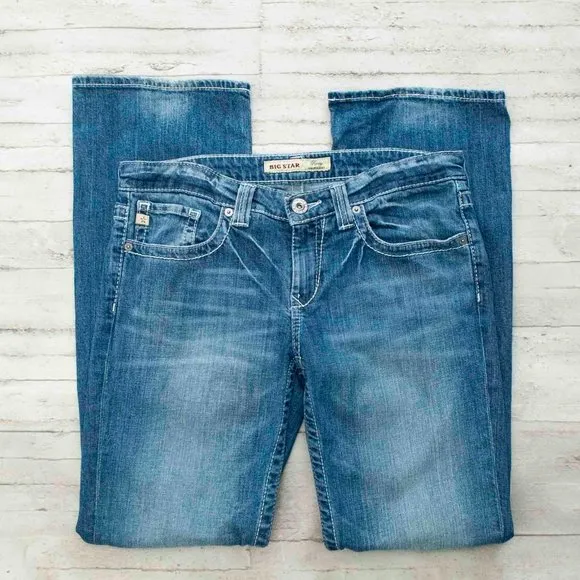 Big Star Remy Low Rise Boot Cut with Big Stitch Detail size 31