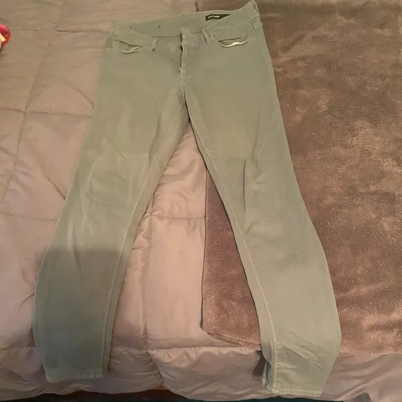 Back orchid sage jeans