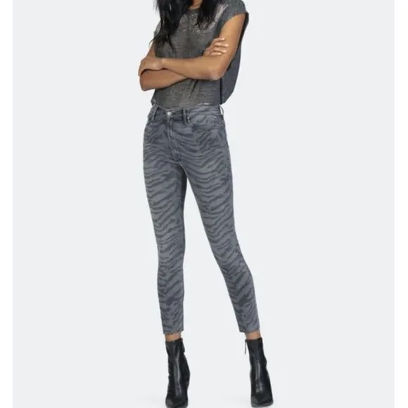 Black Orchid High-rise Airbrush zebra Ankle Jeans
          
      NWT