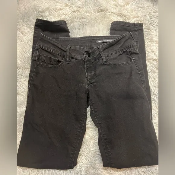 25- Black Orchid Black Skinny Jeans 26