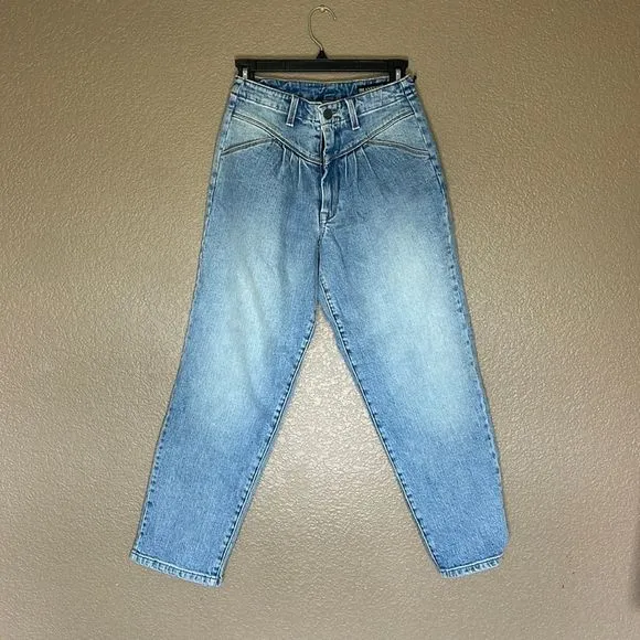 BlankNYC vintage style Highwaist jeans size 24