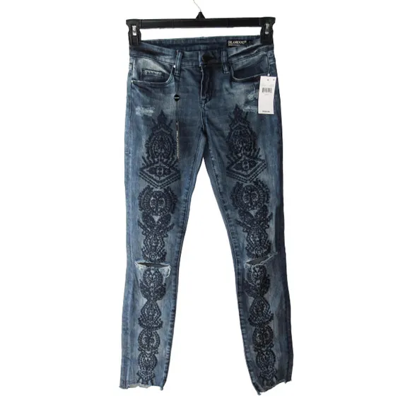 Blank NYC Embroidered Distressed Step Hem Jeans
          
      NWT