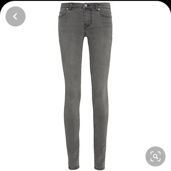 BLK DNM GREY JEANS SIZE 26