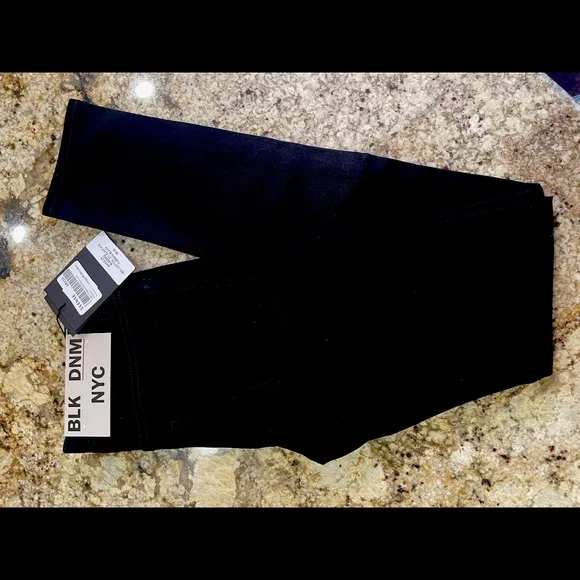 NWT BLK DNM NYC Jeans 25 Reg Rise Skinny 28/32
          
      NWT