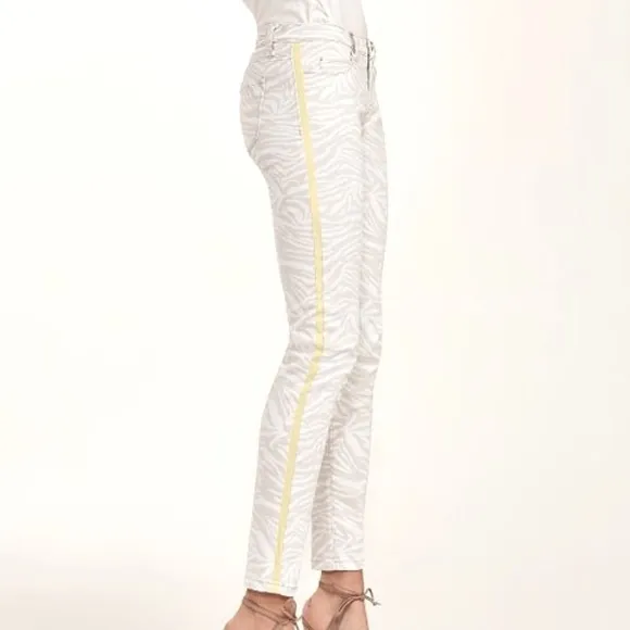 Blue Revival sienna tiger with stripes jeans
          
      NWT
