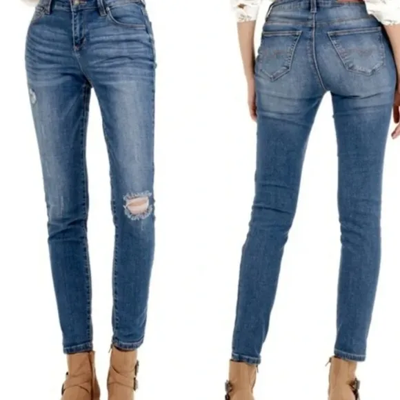 Blue Revival Dark Wash Distressed High Rise Skinny Jeans
          
      NWT