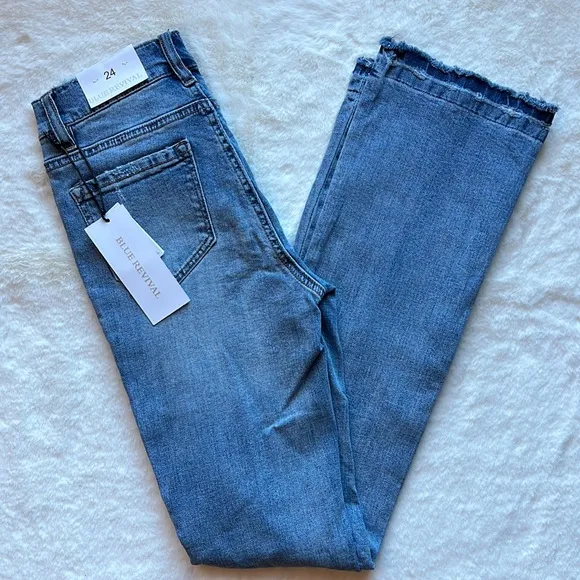 NWT Blue Revival Demi High Rise Bootcut
          
      NWT