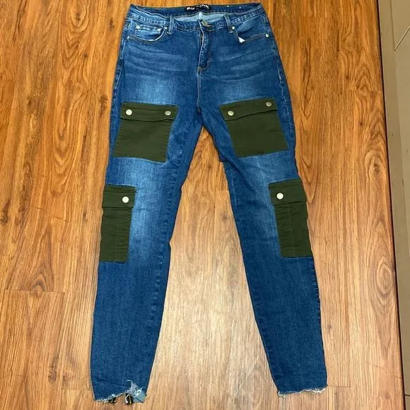 ❤️ Blue Revival Jeans ❤️