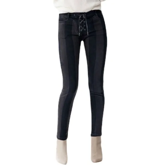 NWT Blue Revival Sienna Lace Up Mid Rise Skinny Jeans Grey/Black Size 29
          
      NWT