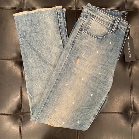 🦋 BROCKENBOW JULIETTE CROPPED JEAN
          
      NWT
