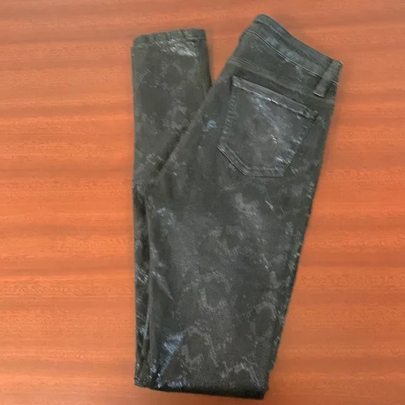 Brockenbow metaeeic coated skinny