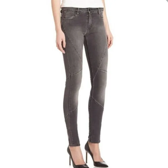 BROCKENBOW NWT MAGDA PUZZLE SKINNY JEANS MEDIUM GREY 24
          
      NWT