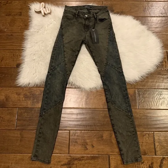 Brockenbow Womens Jeans Gray Magda Puzzle Skinny Jeans Size 26 Motorcycle New
          
      NWT