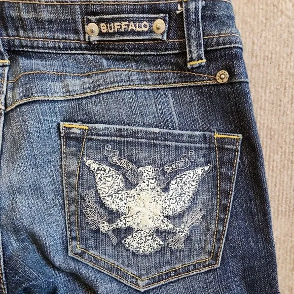 Buffalo David Bitton Pure Jeans Womens Size 26 Blue Medium Wash Flared Leg