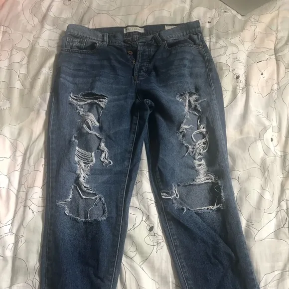 Bullhead Denim Co. Boyfriend jeans