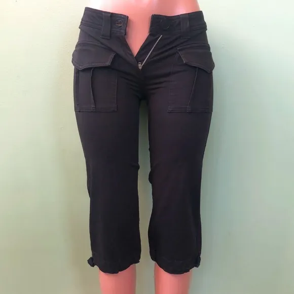 Burberry Black Capri Cargo Pant Sz 2
