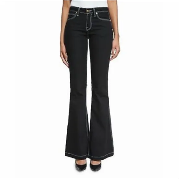 BURBERRY LONDON WINDSOR DARK WASH FLARE LEG WITH ALLOVER TOP STITCHING 29” WAIST
          
      NWT