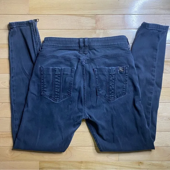 Burberry Brit Bayswater Skinny Ankle Size 32