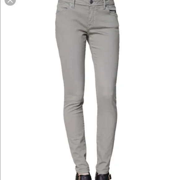 ❤️❤️Burberry low rise skinny jeans cheap!!❤️❤️