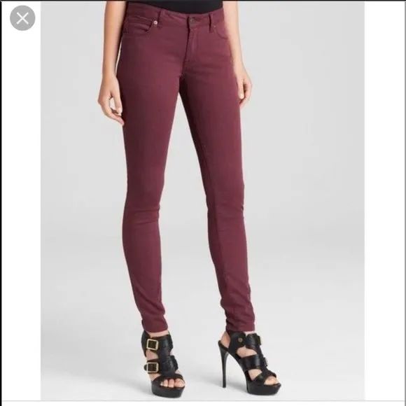 Burberry Brit Skinny Jeans. 29