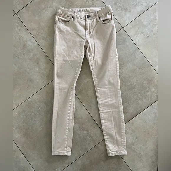 BURBERRY Brit Cream Color Skinny Low Rise Size 27 Jeans