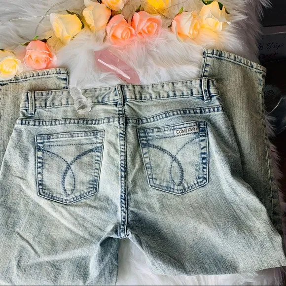 Calvin Klein Acid Wash Crop Jeans