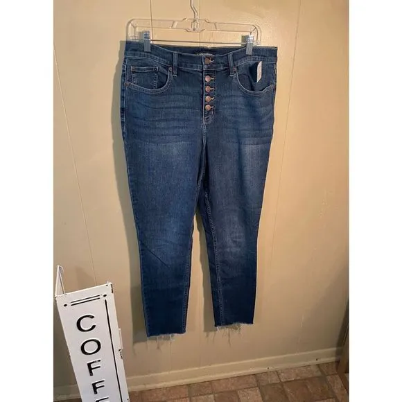Calvin Klein Capris