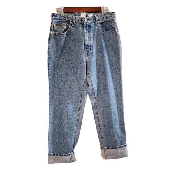 Vintage Calvin klein light wash mom jeans
