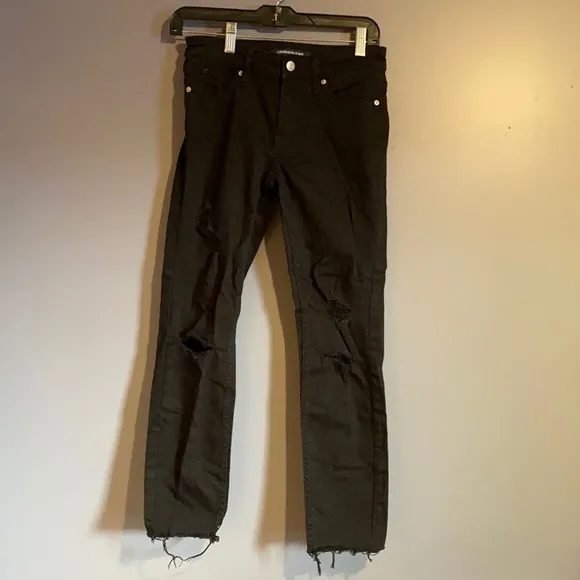 CALVIN Klein Jeans 26X30 Distressed Skinny