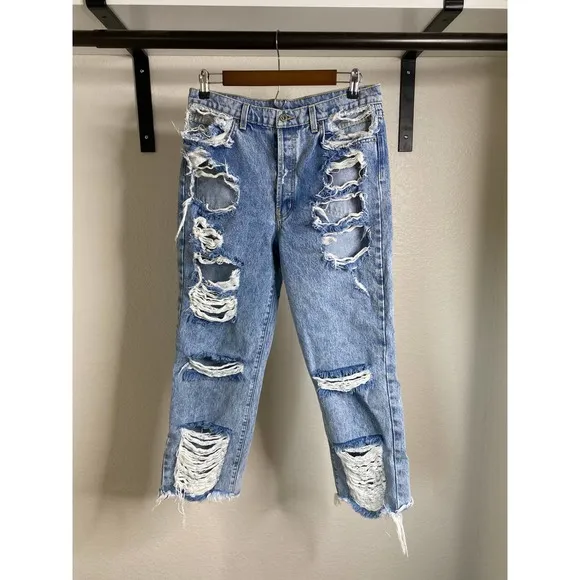 Carmar super distressed straight fit jeans | 29