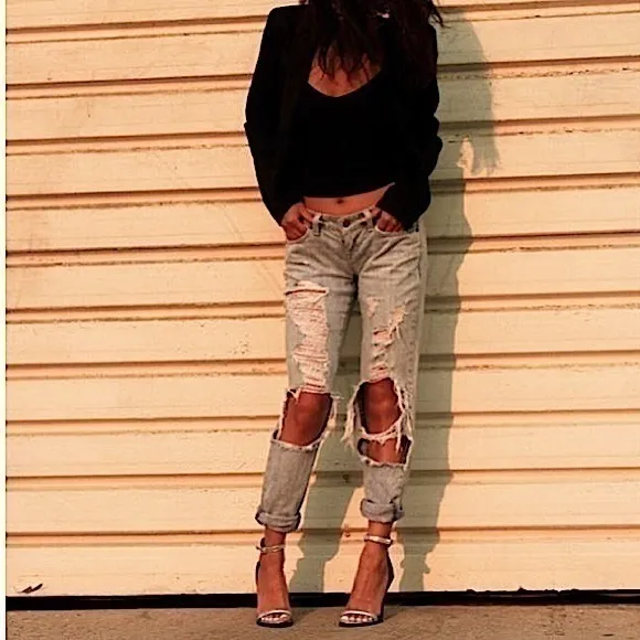 Carmar light wash distressed boyfriend jeans