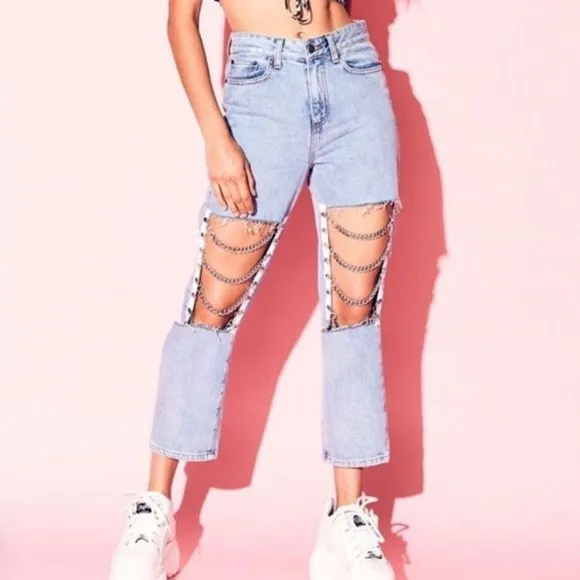 Carmar Galexia Hermia Straight Leg Jeans Cut Out Chain Knee Light Wash Size 27