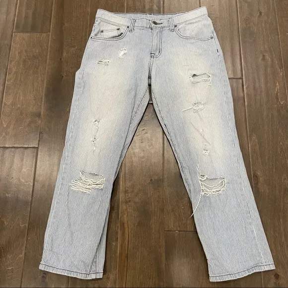 CARMAR Distressed Blue Pinstripe Jeans size 24