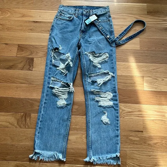 Carmar Emelia Neptune Harness Button Fly Jeans NWT Size 24
          
      NWT