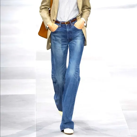 Celine straight leg jeans 👖 size 28