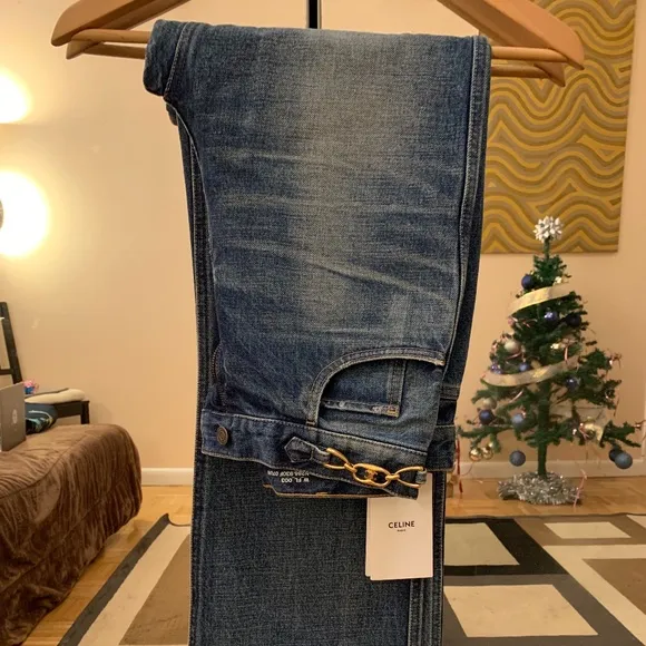 Celine 'Jane Flared Jeans' (Triomphe) in Union Wash Denim (size: 29, NWT)
          
      NWT