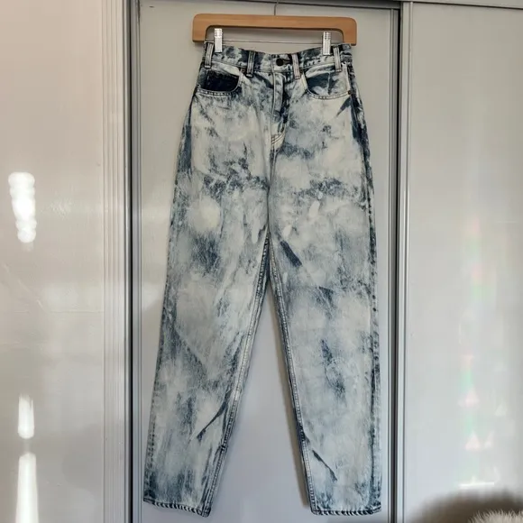 Celine carrot fit jeans, sz 26