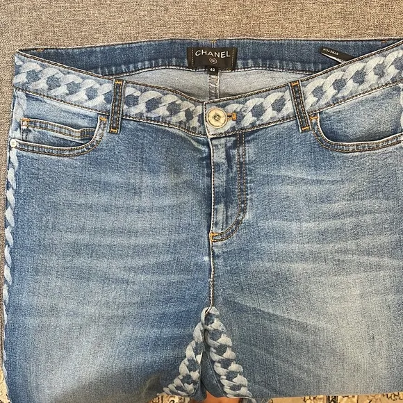 Chanel 19P Blue Denim Jeans Embroidered Chain Stretch Cotton Size FR42, US 8-10