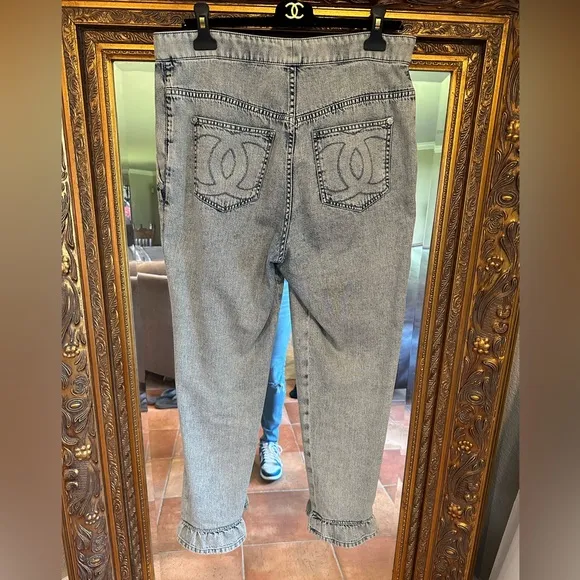 Chanel Jeans