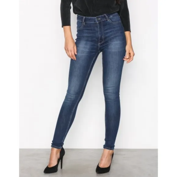 CHEAP MONDAY Narrow Standard Dark 29/32