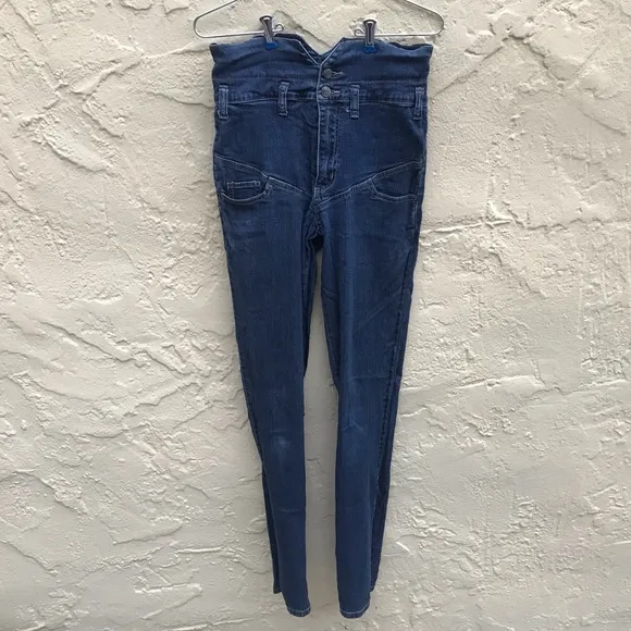 Cheap Monday Super high Waisted Jean