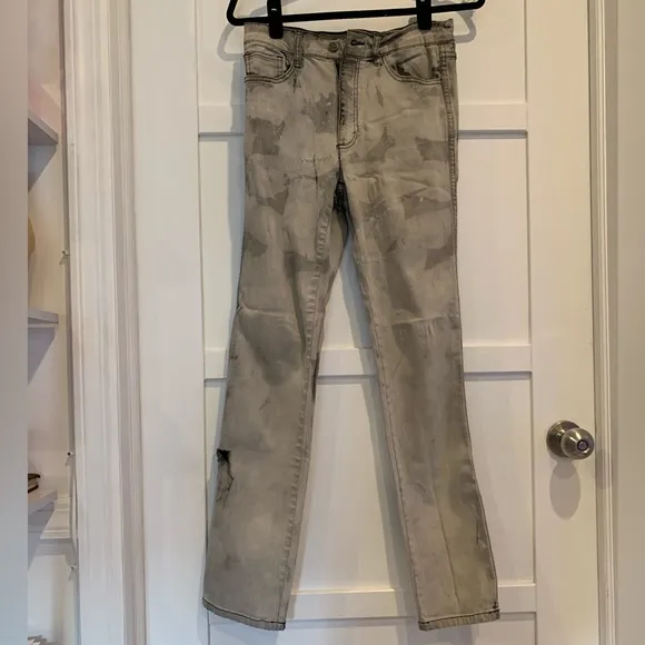 Cheap Monday Gray Distressed High Rise Jeans Sz. 29 “Flash Slim Wing Wash”