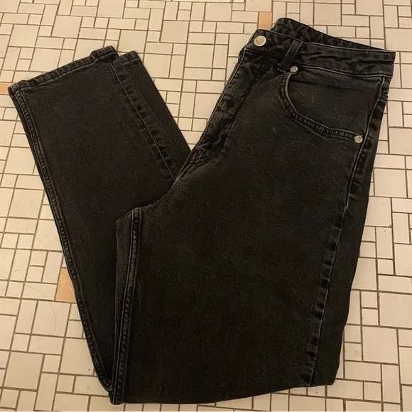 Cheap monday mom jean