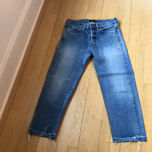 Chimala Jeans Raw Cuff Selvedged Tapered Leg Jeans. 27.