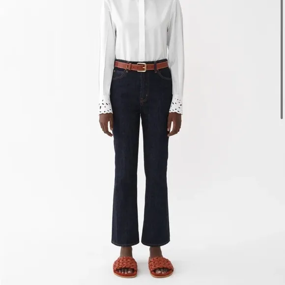 CHLOE BOOTCUT CAPRI JEANS “PACAYA”