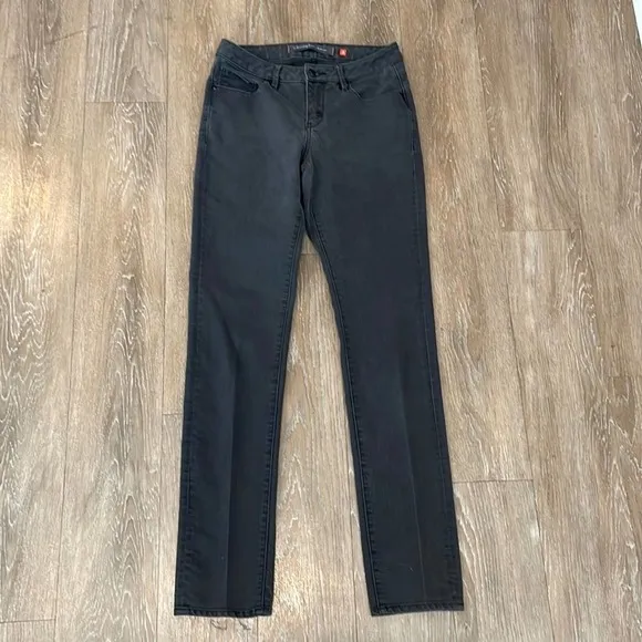 Christopher Blue• Faded Black Jeans